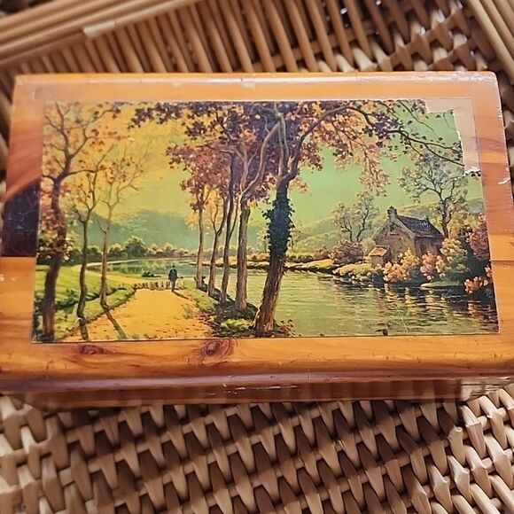 Wooden Cedar Dovetailed Box With Calming Scene - Picture 1 of 10